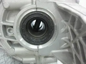 Foto de DIFERENCIAL TRASERO PORSCHE MACAN (95BA) referencia 95B525015M foto 4