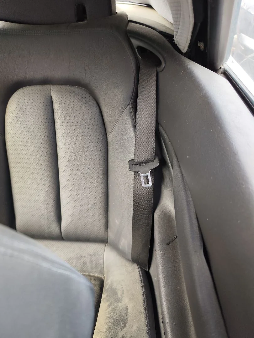 Foto de CINTURON SEGURIDAD TRASERO IZQUIERDO MERCEDES-BENZ CLK (BM 208) CABRIO 3.2 V6 18V CAT (218 CV / 160 KW)