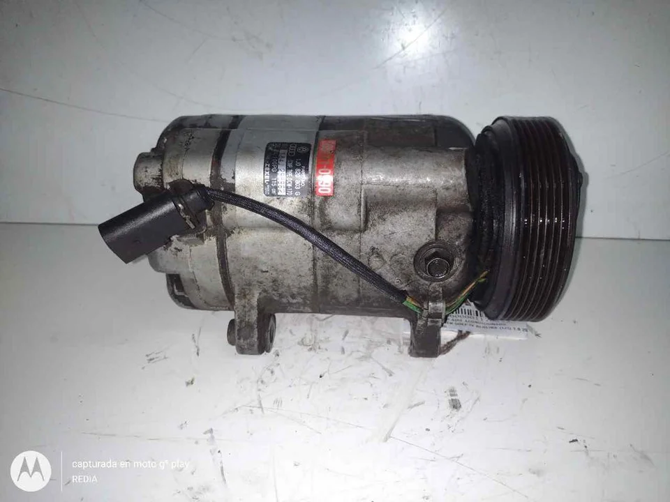 Foto de COMPRESOR AIRE ACONDICIONADO VOLKSWAGEN GOLF IV BERLINA (1J1)(10.1997) referencia 1J0820803G