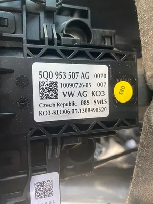 Foto de MANDO MULTIFUNCION VOLKSWAGEN GOLF VII (5G1/BE1) 1.4 16V TSI (122 CV / 90 KW) referencia 5Q0953507AG foto 3