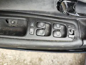Foto de MANDO ELEVALUNAS DELANTERO IZQUIERDO VOLVO S80 BERLINA 2.4 CAT (140 CV / 103 KW)
