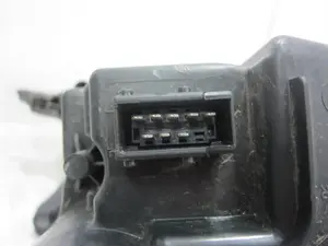 Foto de FARO IZQUIERDO PEUGEOT EXPERT FURGÓN 1.6 HDi FAP (90 CV / 66 KW) referencia 89045709 foto 3