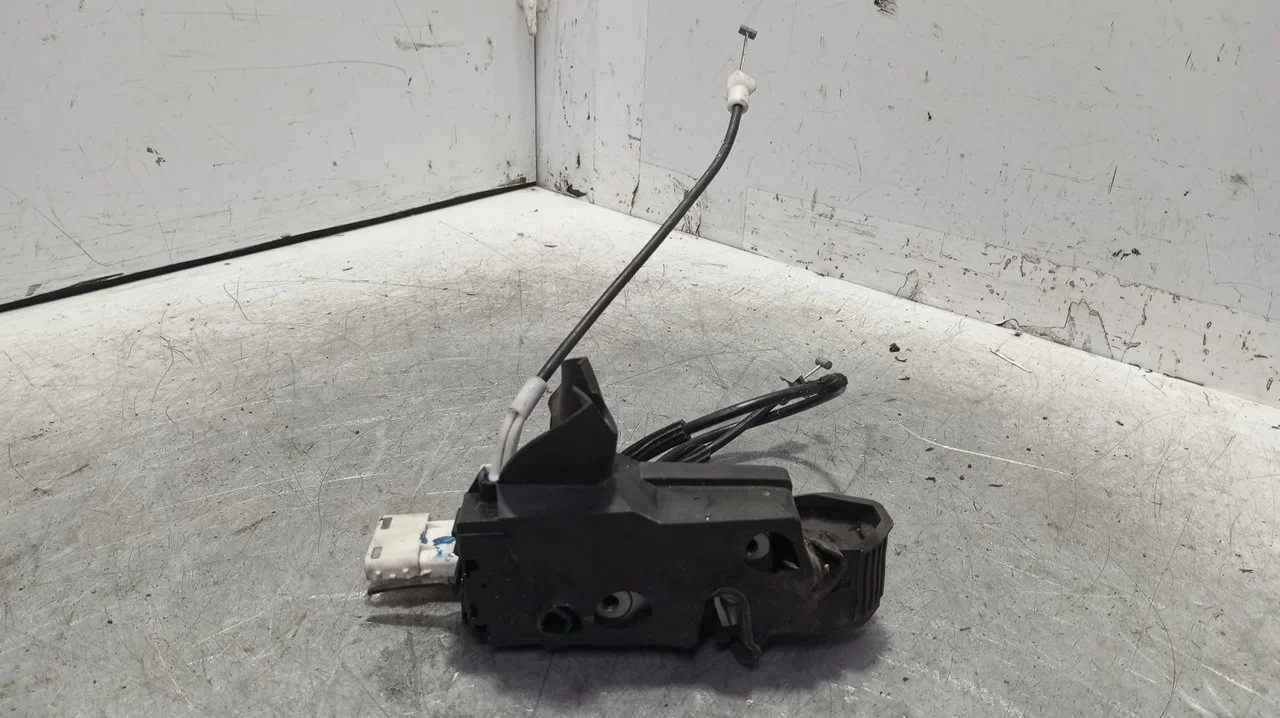 Foto de CERRADURA PUERTA DELANTERA IZQUIERDA PEUGEOT 407 2.0 16V HDi FAP CAT (RHR / DW10BTED4) (136 CV / 100 KW) referencia 9683417880