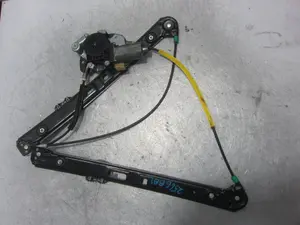 Foto de ELEVALUNAS DELANTERO DERECHO BMW SERIE 3 BERLINA (E46) 2.5 24V CAT (170 CV / 125 KW) referencia 51337020660 foto 3