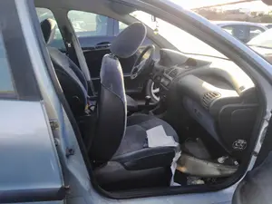 Foto de MANETA INTERIOR DELANTERA IZQUIERDA PEUGEOT 206 1.6  (88 CV / 65 KW)