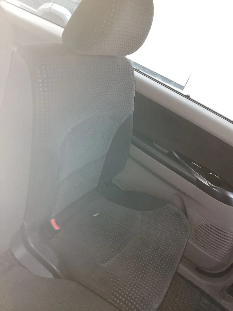 Foto de ASIENTOS TRASERO IZQUIERDO MITSUBISHI GRANDIS (NA0W) 2.0 DI-D CAT (136 CV / 100 KW)