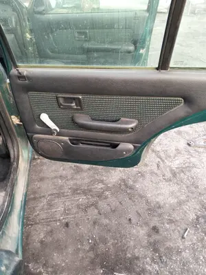 Foto de GUARNECIDO PUERTA TRASERA DERECHA PEUGEOT 106 (S2) 1.1  (60 CV / 44 KW)