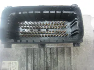 Foto de CENTRALITA MOTOR UCE ALFA ROMEO 147 (190) 1.6 16V CAT (105 CV / 77 KW) referencia ME731HA029 foto 2
