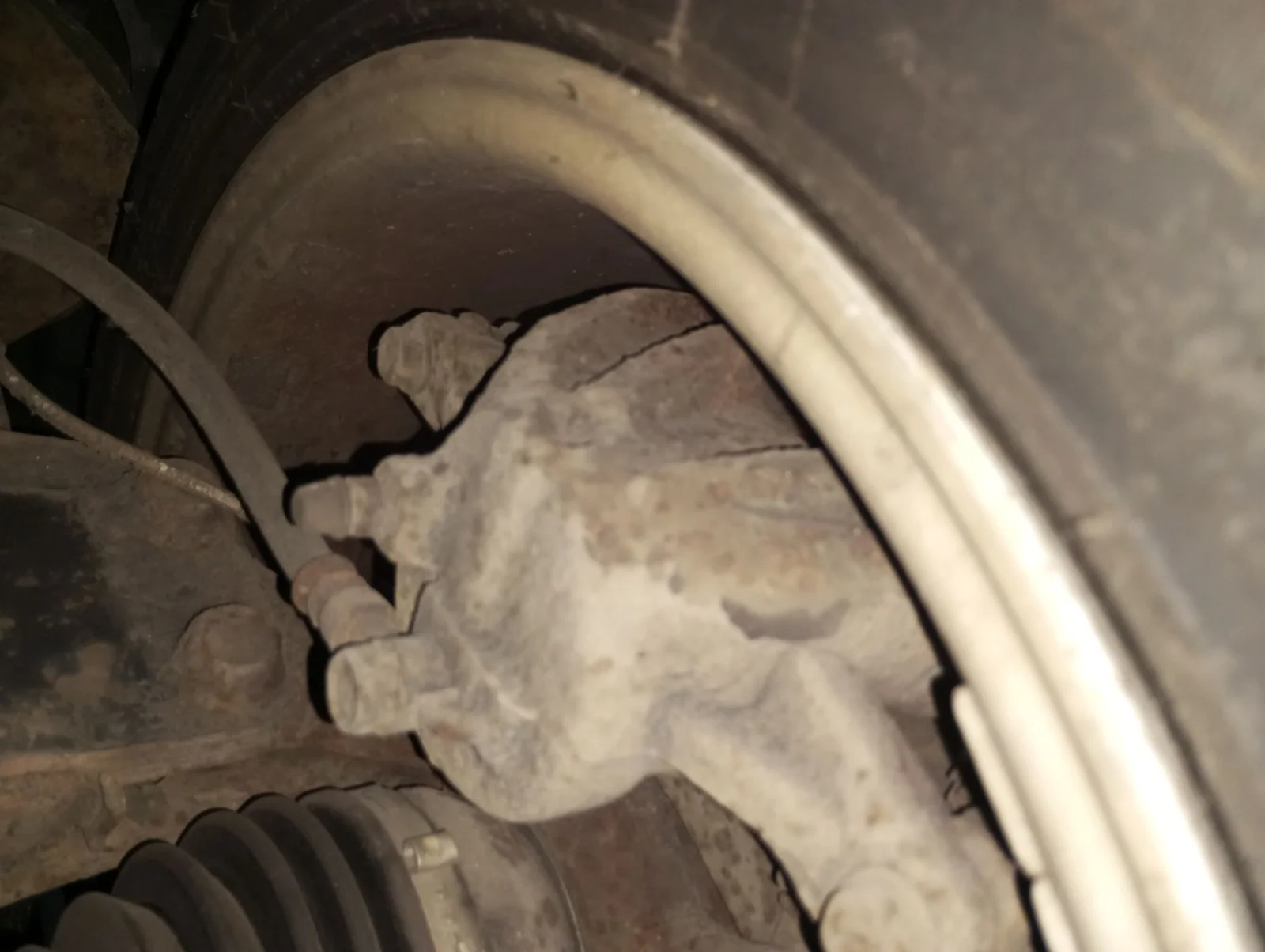 Foto de MANGUETA DELANTERA IZQUIERDA TOYOTA COROLLA VERSO (R1) 2.2 Turbodiesel CAT (136 CV / 100 KW)