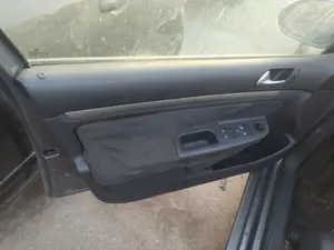 Foto de ELEVALUNAS DELANTERO IZQUIERDO VOLKSWAGEN GOLF V (1K1)(10.2003) 1.9 TDI (105 CV / 77 KW) referencia 1K4837461B