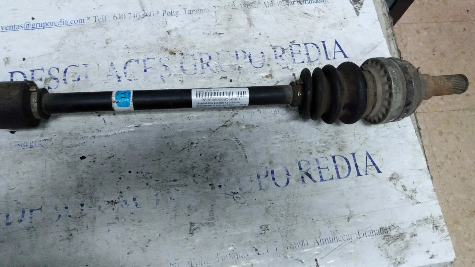 Foto de TRANSMISION DELANTERA DERECHA OPEL VECTRA B BERLINA referencia 09195410