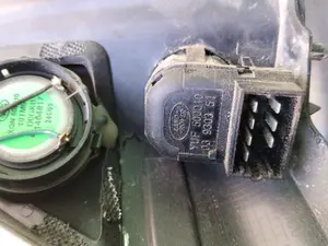 Foto de MANDO RETROVISOR LAND ROVER RANGE ROVER SPORT 4.4 V8 CAT (299 CV / 220 KW) referencia 03930351 foto 3