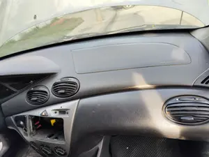 Foto de CALEFACCION ENTERA NORMAL FORD FOCUS FAMILIAR (CAK) 1.8 TDCi Turbodiesel CAT (116 CV / 85 KW)