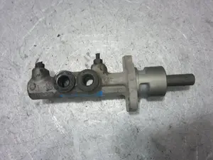 Foto de BOMBA FRENO SEAT IBIZA (6L1) 1.4 16V (75 CV / 55 KW) referencia X5617 foto 4