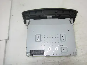 Foto de SISTEMA AUDIO / RADIO CD MERCEDES-BENZ CLASE GLE (BM 292) COUPE 3.0 CDI CAT (258 CV / 190 KW) referencia A1729023208 foto 2