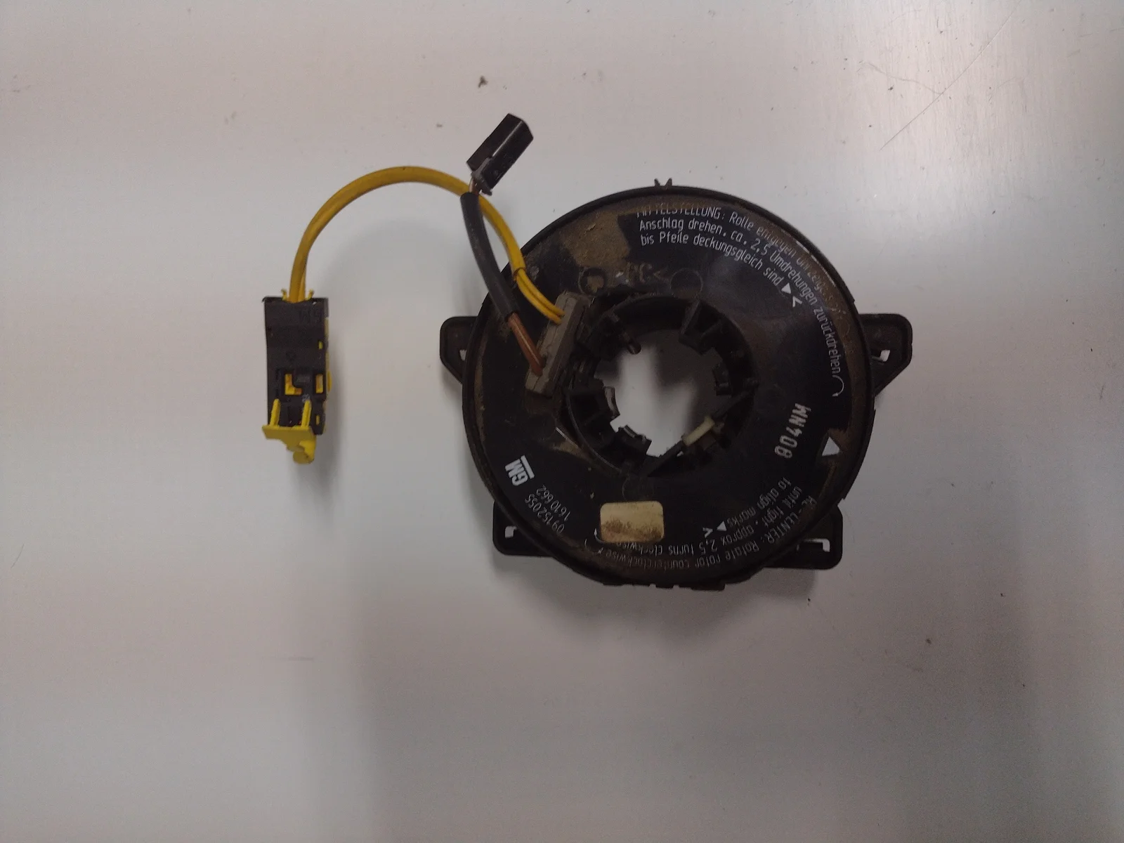 Foto de ANILLO AIRBAG OPEL VECTRA B BERLINA 2.0 DTI (101 CV / 74 KW) referencia 09152055