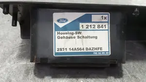 Foto de MANDO ELEVALUNAS DELANTERO DERECHO FORD MONDEO BERLINA (GE) 2.0 16V DI TD CAT (116 CV / 85 KW) referencia 2S7114A564 foto 3