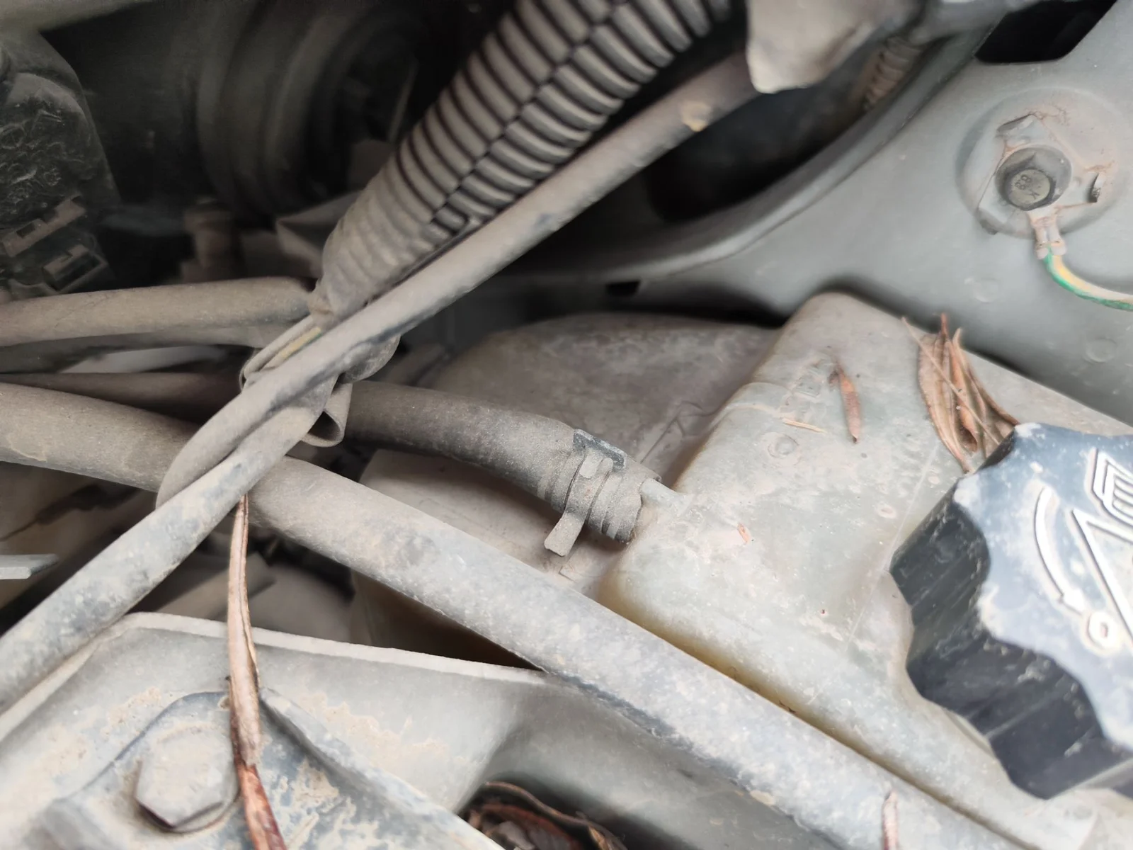 Foto de VALVULA AIRE ADICIONAL CITROEN XSARA PICASSO 2.0 HDi CAT (RHY / DW10TD) (90 CV / 66 KW)
