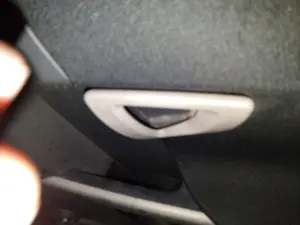 Foto de MANETA INTERIOR TRASERA DERECHA SMART FORFOUR 1.5 CDI CAT (68 CV / 50 KW)