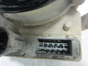 Foto de BOMBA DIRECCION CITROEN C4 BERLINA 1.6 16V HDi (90 CV / 66 KW) referencia 9686925480 foto 6