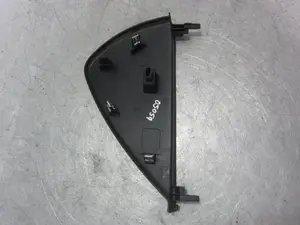 Foto de MOLDURA SEAT LEON (5F1) 1.6 TDI (105 CV / 77 KW) referencia 5F0857035 foto 2