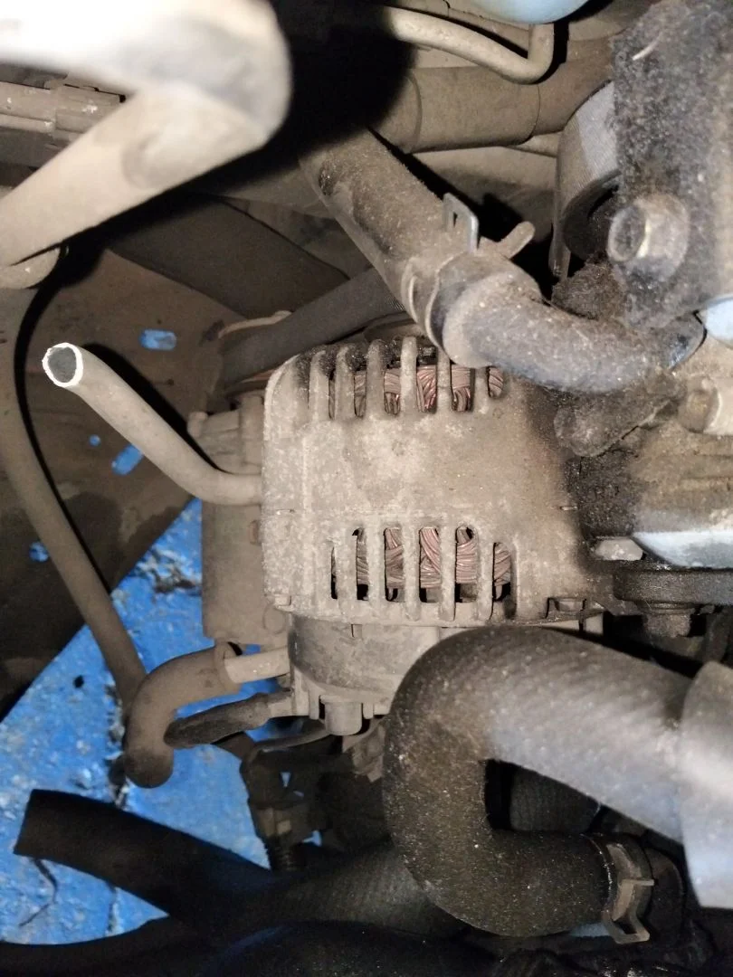 Foto de ALTERNADOR MITSUBISHI GRANDIS (NA0W)