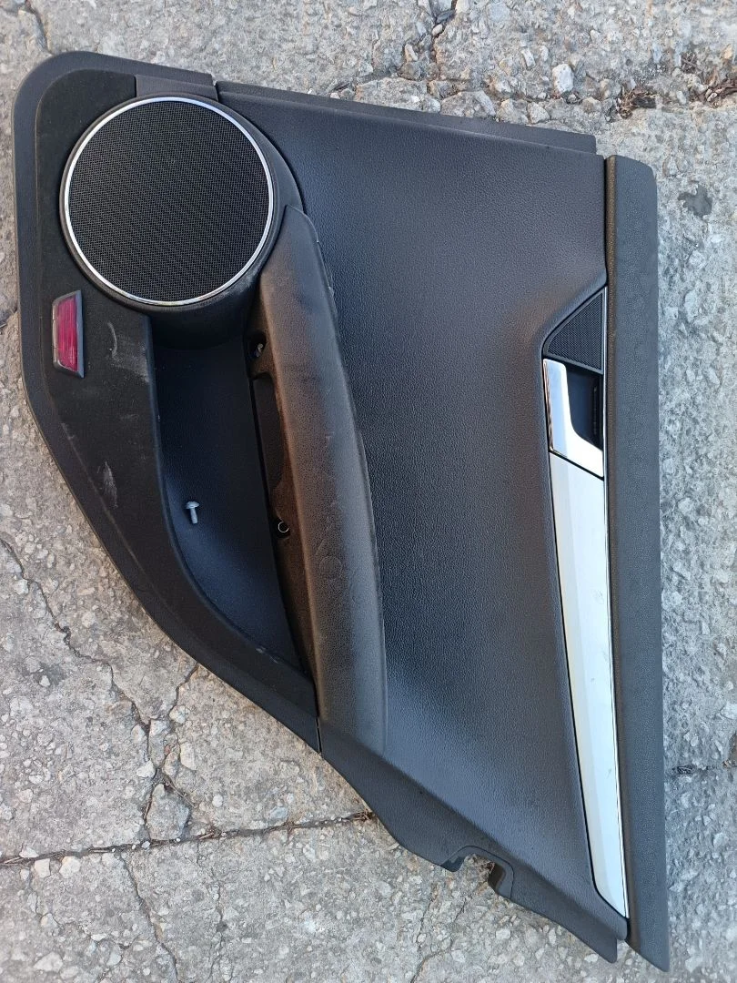 Foto de GUARNECIDO PUERTA TRASERA DERECHA MERCEDES-BENZ CLASE C (BM 204) BERLINA 3.0 V6 CAT (231 CV / 170 KW)