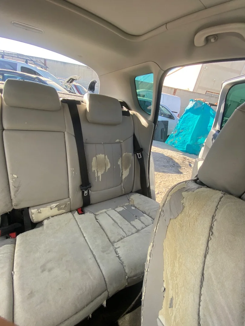 Foto de ASIENTOS TRASERO IZQUIERDO PEUGEOT 3008 1.6 16V (120 CV / 88 KW)