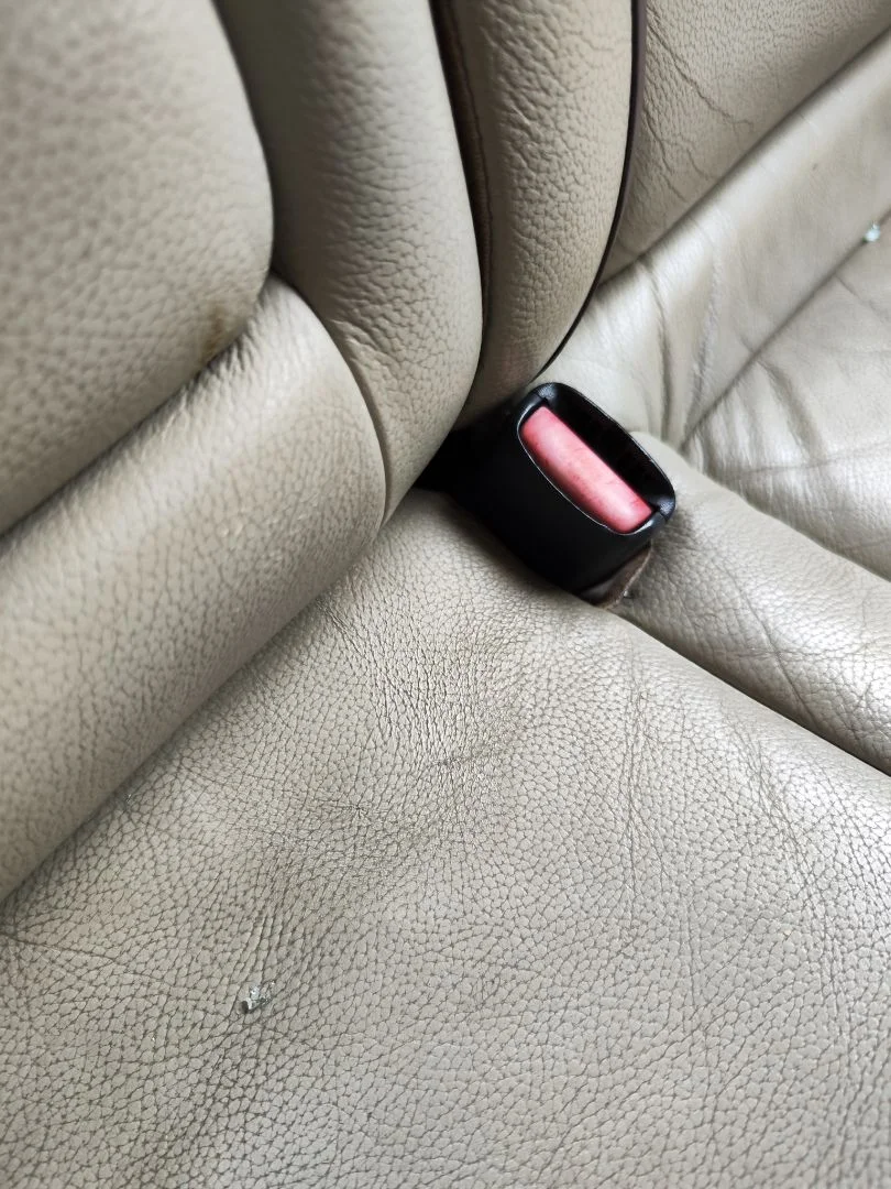 Foto de ENGANCHE CINTURON TRASERO IZQUIERDO VOLVO S80 BERLINA 2.4 Diesel (131 CV / 96 KW)