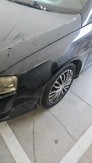 Foto de ALETA DELANTERA IZQUIERDA VOLKSWAGEN PASSAT VARIANT (3C5) 2.0 TDI (140 CV / 103 KW) referencia 3C0821021