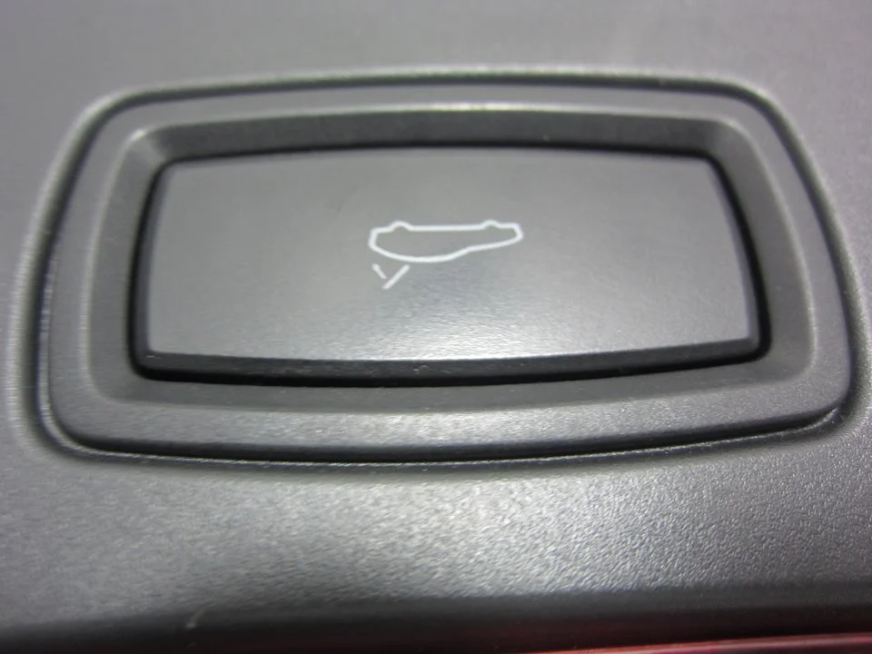 Foto de INTERRUPTOR PORSCHE CAYENNE (TIPO 92A) referencia 7PP959832H