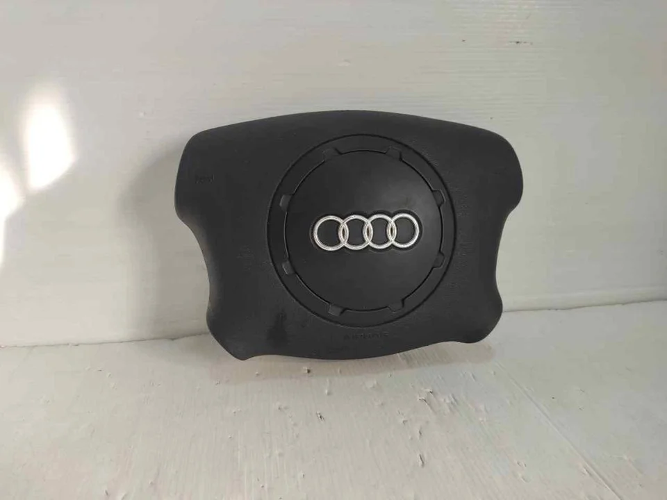 Foto de AIRBAG DELANTERO IZQUIERDO AUDI A3 (8L) 1.8 20V Turbo (150 CV / 110 KW) referencia 8L0880201HAQ4