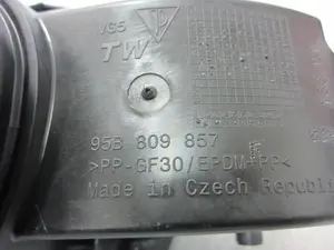Foto de TAPA EXTERIOR COMBUSTIBLE PORSCHE MACAN (95BA) referencia 95B809857 foto 5