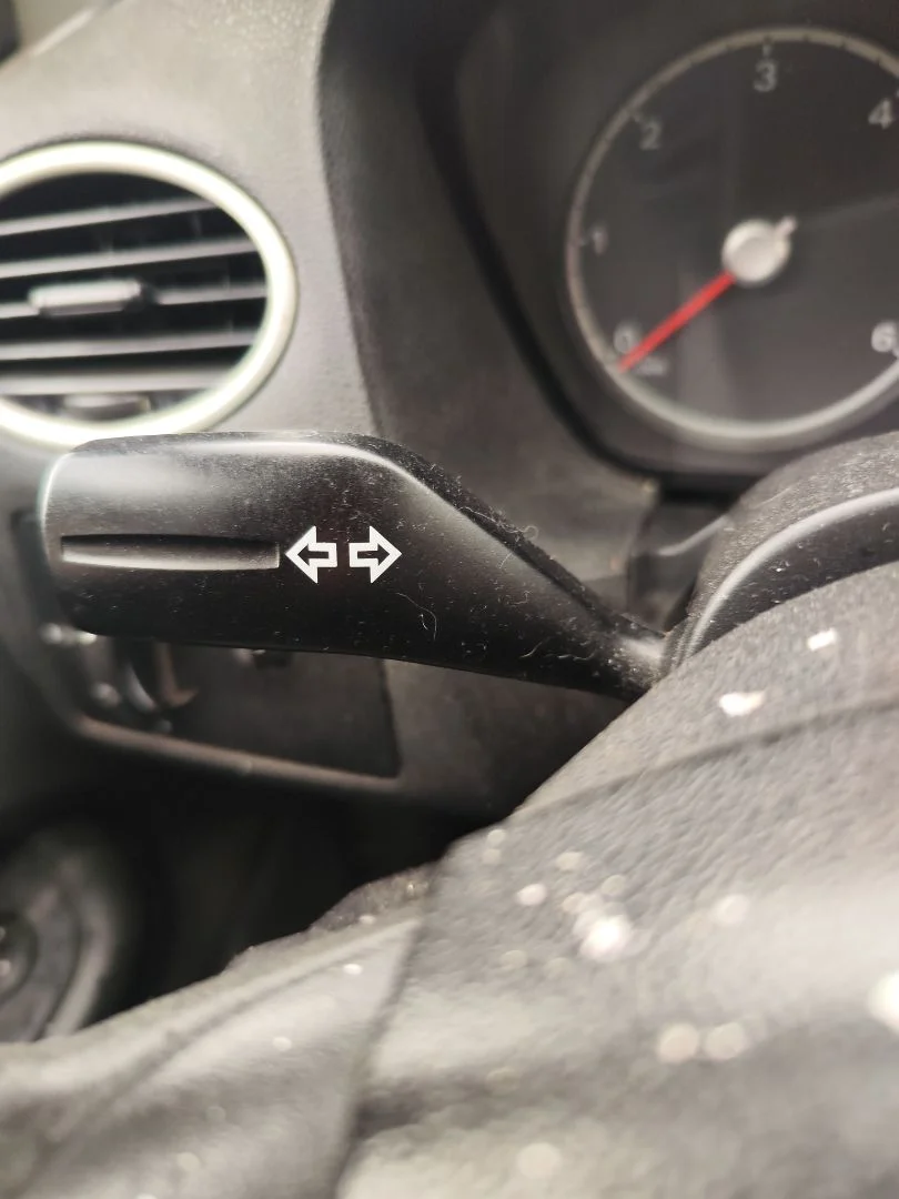 Foto de MANDO INTERMITENTES FORD FOCUS BERLINA (CAP) 1.6 TDCi CAT (90 CV / 66 KW)