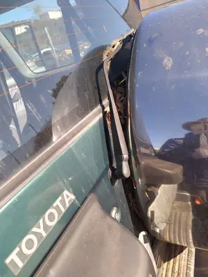 Foto de BRAZO LIMPIA TRASERO TOYOTA LAND CRUISER (J9) 3.0 Turbodiesel (125 CV / 92 KW)