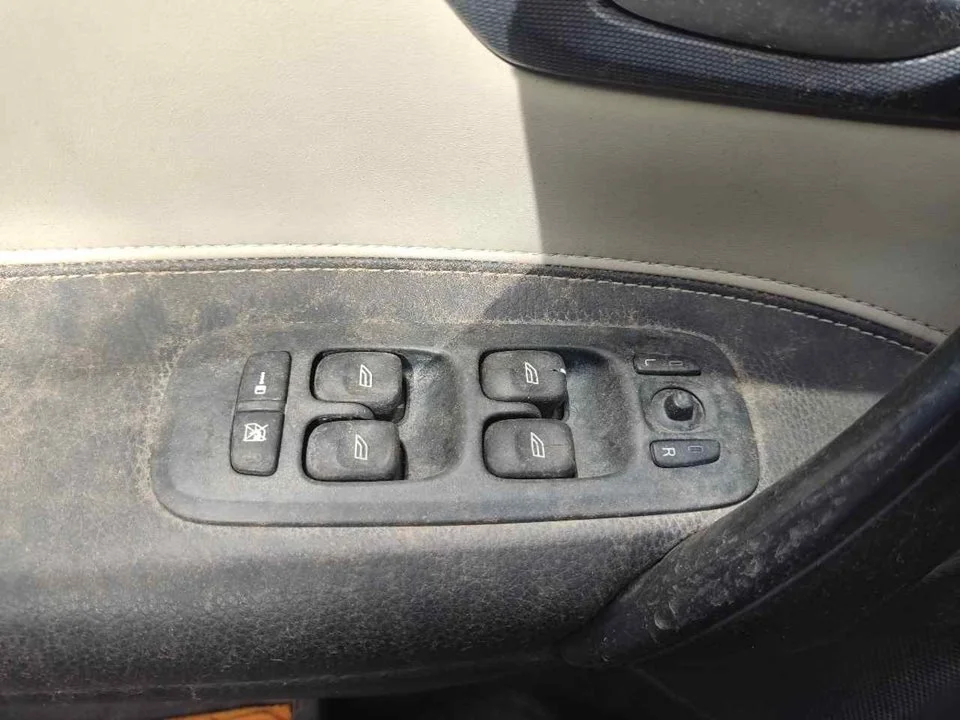 Foto de MANDO ELEVALUNAS DELANTERO IZQUIERDO VOLVO S60 BERLINA 2.4 Diesel CAT (163 CV / 120 KW) referencia 09193383