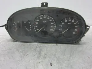 Foto de CUADRO INSTRUMENTOS RENAULT MEGANE I CLASSIC (LA0) 1.9 dTi Diesel CAT (98 CV / 72 KW) referencia 215781612