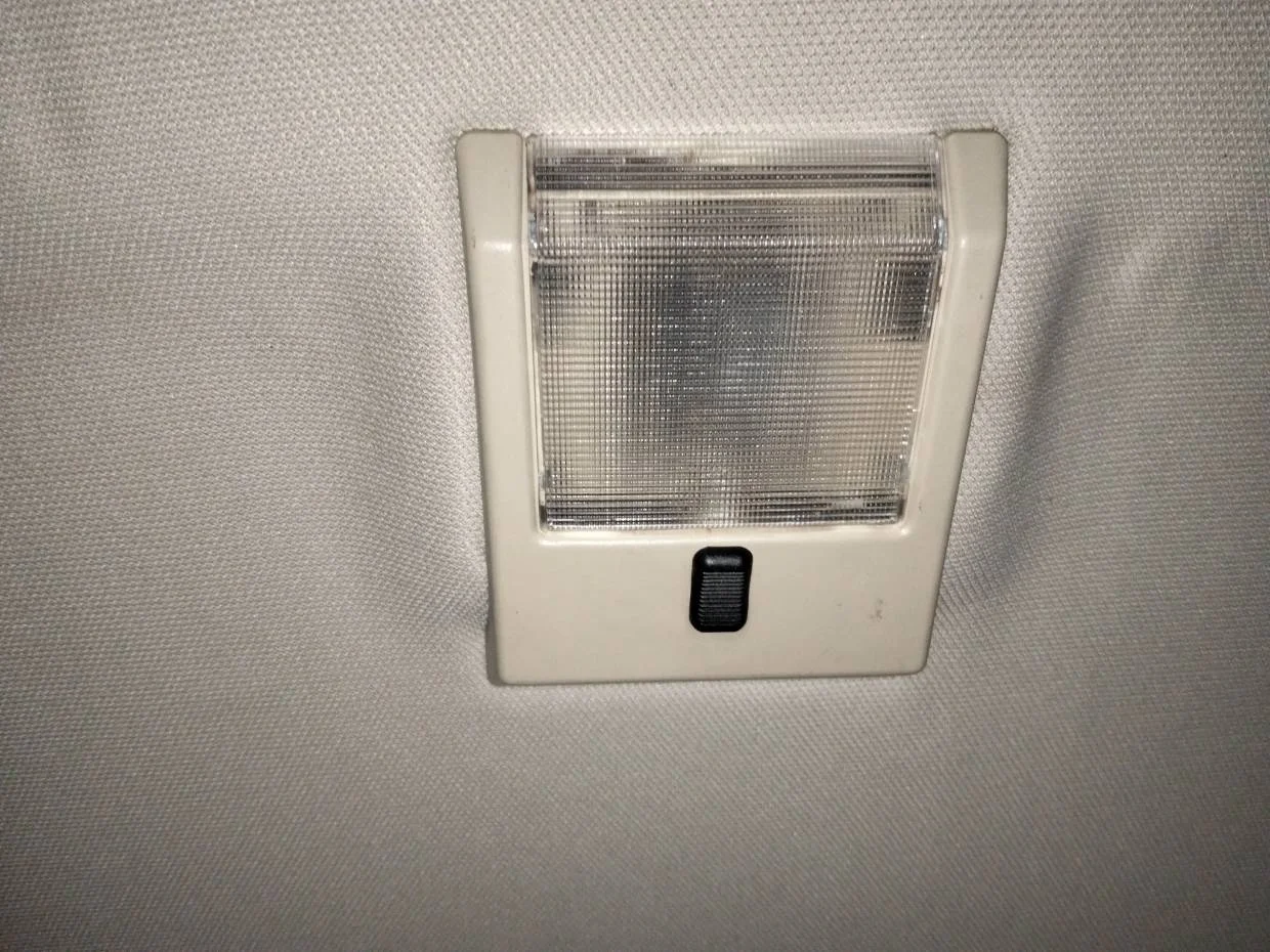 Foto de LUZ INTERIOR VOLVO SERIE 740 BERLINA/FAMILIAR