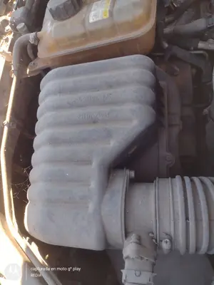 Foto de CAJA FILTRO AIRE SSANGYONG RODIUS 2.7 Turbodiesel CAT (163 CV / 120 KW)