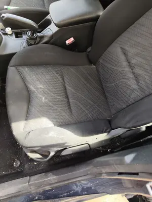 Foto de ASIENTO DELANTERO IZQUIERDO PEUGEOT 308 1.6 16V (120 CV / 88 KW)