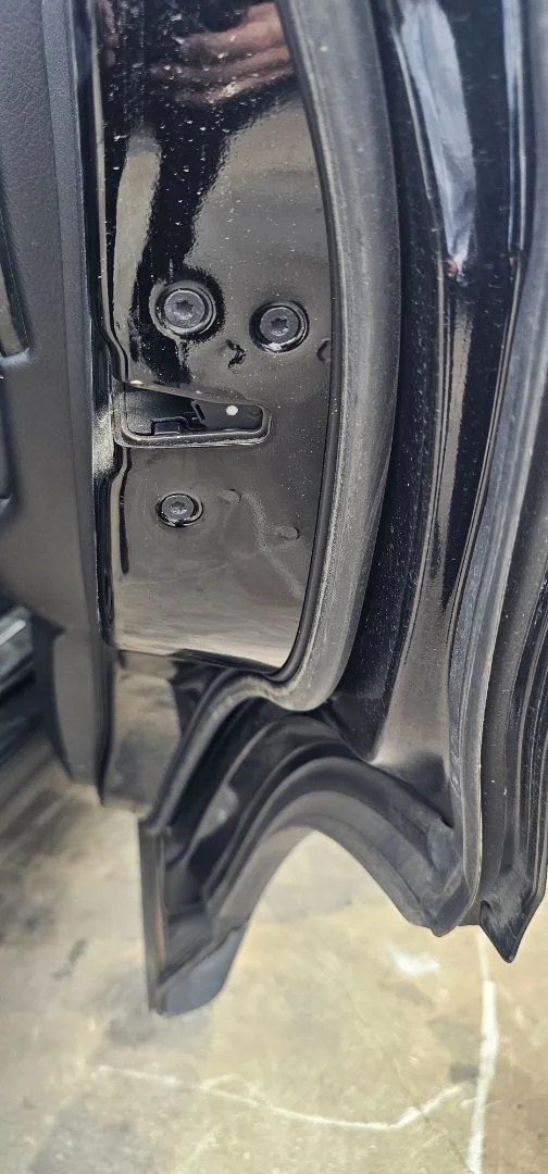Foto de CERRADURA PUERTA TRASERA DERECHA LAND ROVER RANGE ROVER SPORT 3.6 TD V8 (272 CV / 200 KW)