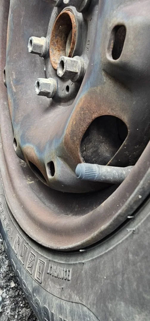 Foto de PINZA DE FRENO DELANTERA DERECHA SKODA FABIA (5J2) 1.2 (60 CV / 44 KW)