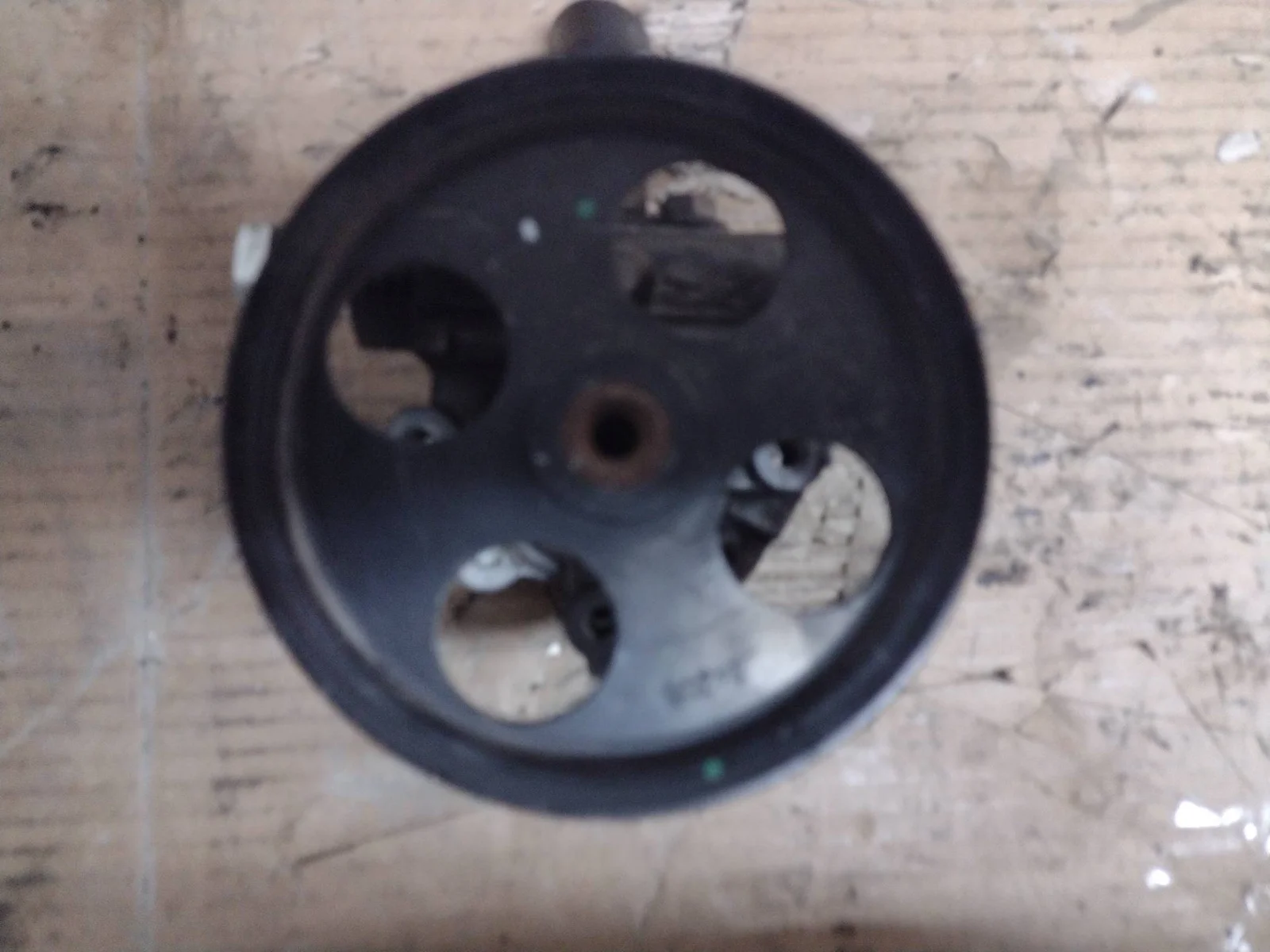 Foto de BOMBA DIRECCION OPEL INSIGNIA BERLINA referencia 55563320
