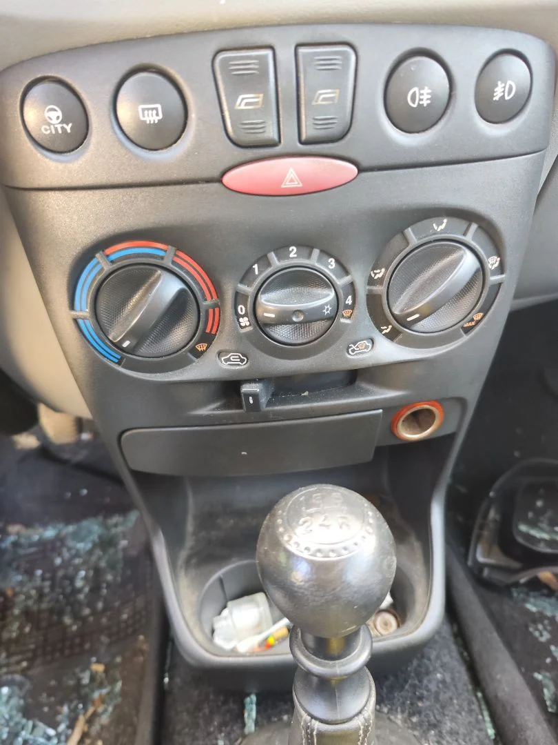 Foto de MANDO CALEFACCION / AIRE ACONDICIONADO FIAT II PUNTO (188) BERLINA 1.2 CAT (60 CV / 44 KW)