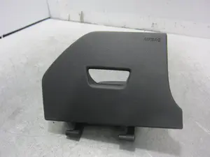 Foto de GUANTERA SEAT LEON (5F1) 1.6 TDI (105 CV / 77 KW) referencia 5F1857506A