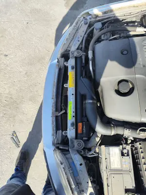Foto de PANEL FRONTAL VOLVO S40 BERLINA 1.9 Diesel CAT (116 CV / 85 KW)