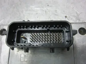 Foto de MODULO ELECTRONICO CHEVROLET HHR 2.4 16V (170 CV / 125 KW) referencia 24243901 foto 4