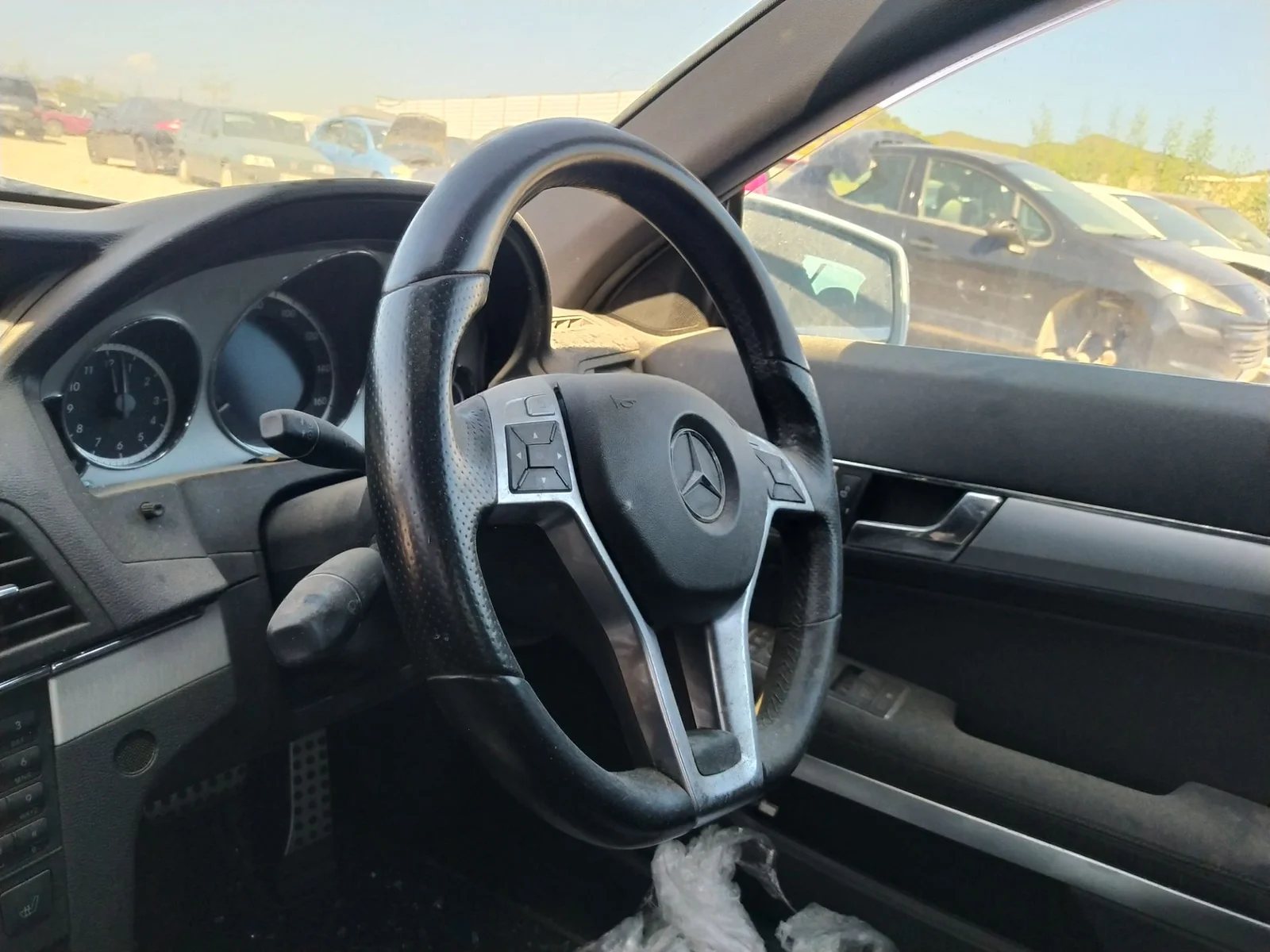 Foto de VOLANTE MERCEDES-BENZ CLASE E (BM 207) CABRIO 2.1 CDI CAT (170 CV / 125 KW) referencia A2074600803 9E38