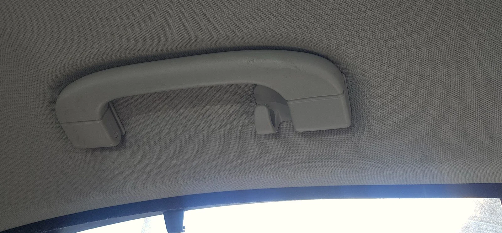 Foto de ASIDERO TECHO TRASERO DERECHO BMW SERIE 3 BERLINA (E90) 2.0 CAT (129 CV / 95 KW)