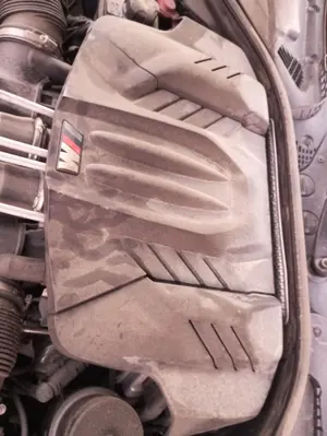 Foto de TAPA MOTOR BMW SERIE M6 GRAN COUPE (F06) 4.4 V8 32V (560 CV / 412 KW) referencia 13717843155